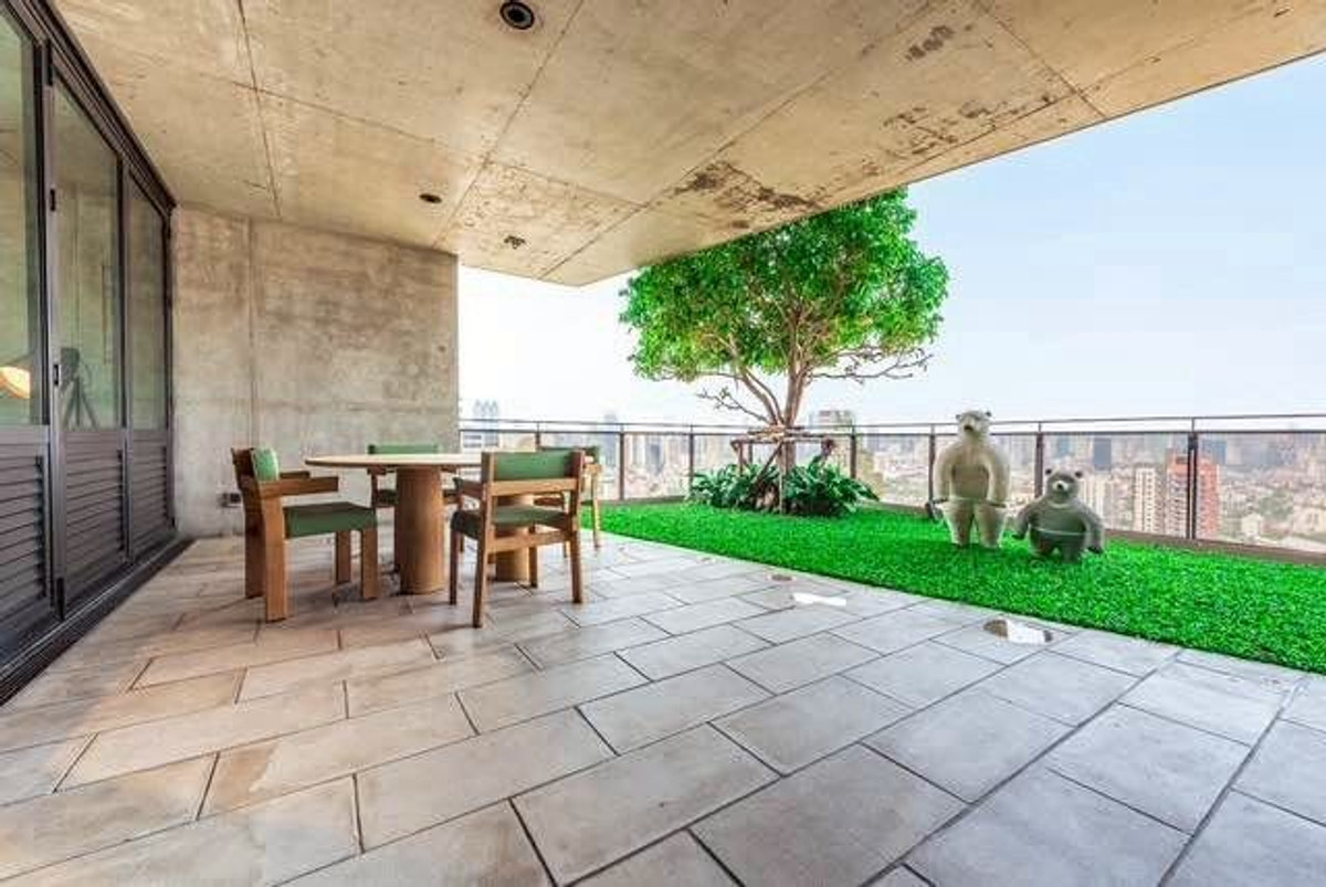 For SaleCondoSathorn, Narathiwat : Urgent sale, good value, luxury condo, Windshell naradhiwas Sathorn, size 562.35 Sqm., 5 bedrooms, high floor.