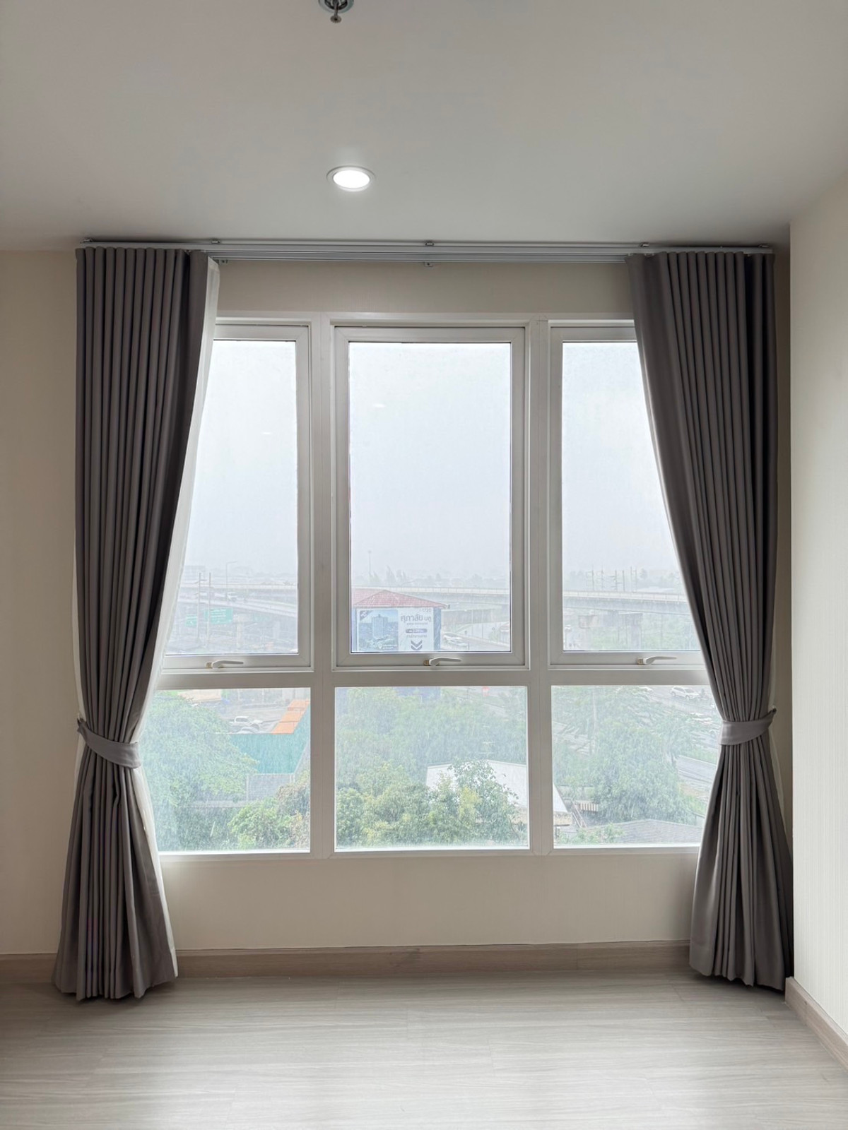 ขายคอนโดท่าพระ ตลาดพลู วุฒากาศ : 🏠✨ ศุภาลัย ลอฟท์ สาทร–ราชพฤกษ์ | 1 Bedroom for Sale (HBH-ST-91)
