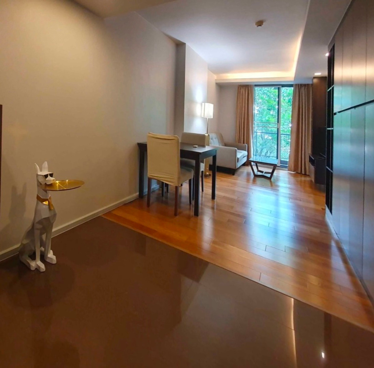 ขายคอนโดวิทยุ ชิดลม หลังสวน : 🏢 Focus Ploenchit | 1 นอน 48 ตร.ม. ใกล้ BTS เพลินจิต ราคาขาย 5.49 ล้านบาท 📞: 065-626-5636 (คุณกี้)