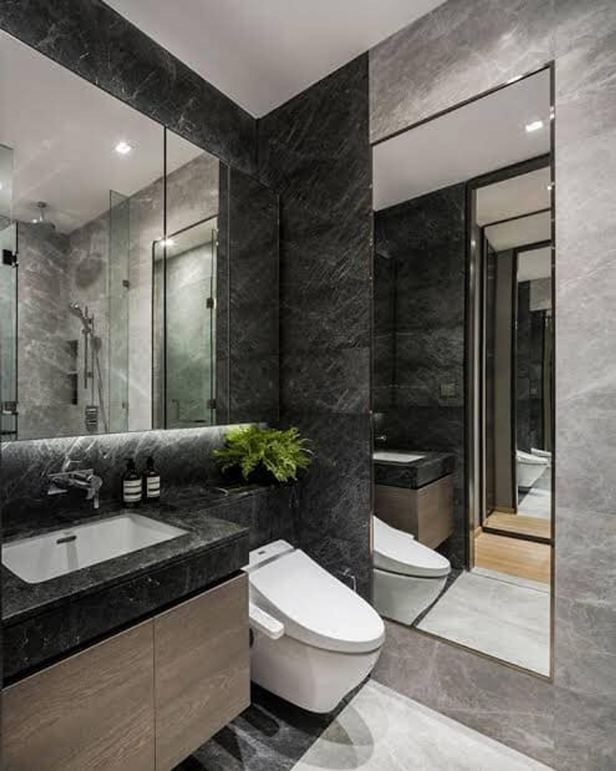 ให้เช่าคอนโดวิทยุ ชิดลม หลังสวน : !! ห้องสวย ให้เช่าคอนโด 28 Chidlom ใกล้ BTS ชิดลม