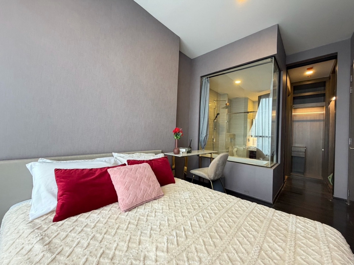 For RentCondoSukhumvit, Asoke, Thonglor : 🤎✨Beautiful, classic, luxurious room, ready to move in, fully furnished, Park Origin Condo Thonglor, 1 bedroom, 1 bathroom, electric curtains, has a bathtub, good location in the heart of Soi Thonglor, convenient travel, with Alphard car to pick up and dr