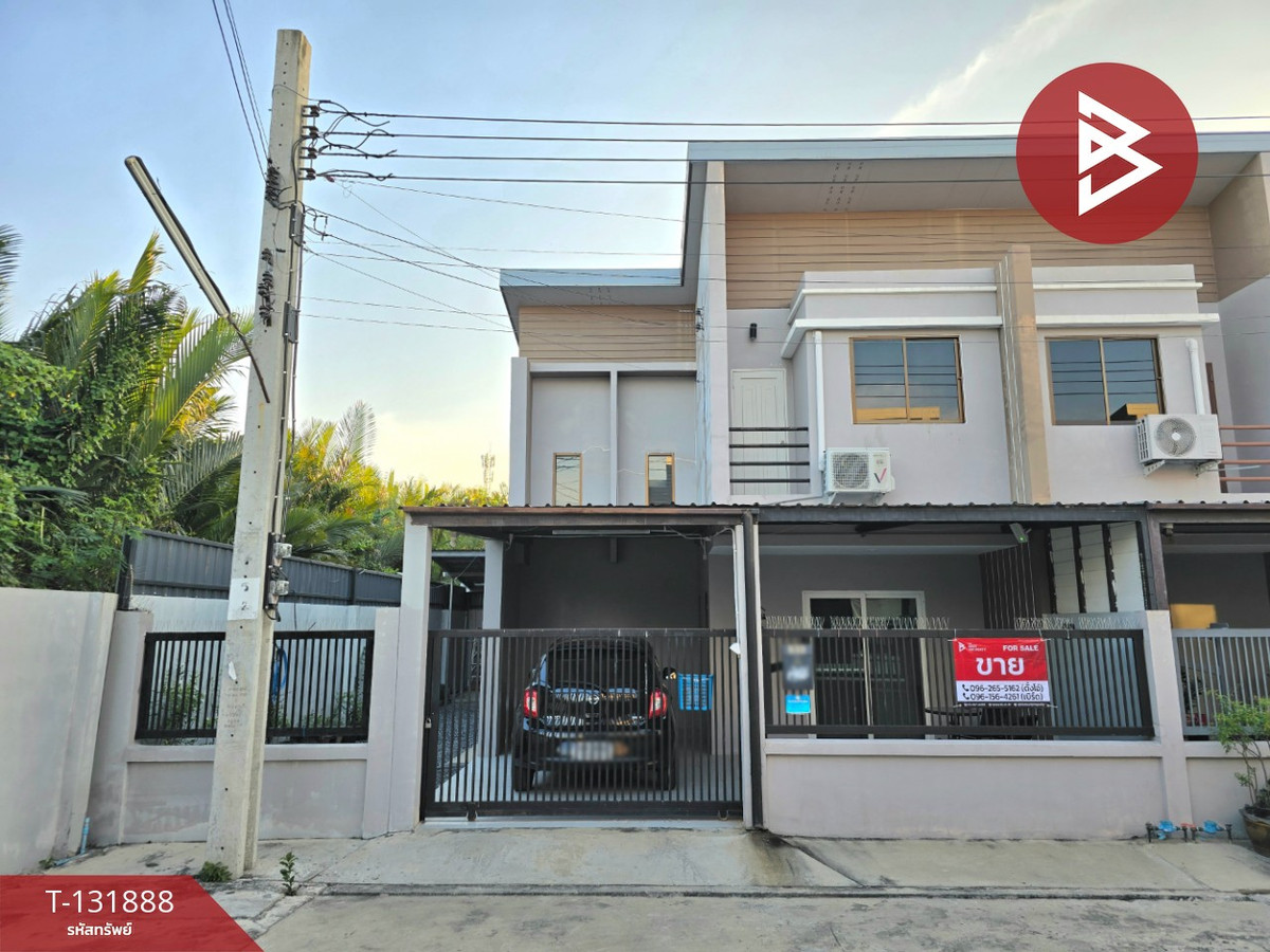 For SaleTownhomeSamut Prakan,Samrong : Townhouse for sale Piya Phatthana Village 7 Suksawat-Phra Samut Chedi Samut Prakan