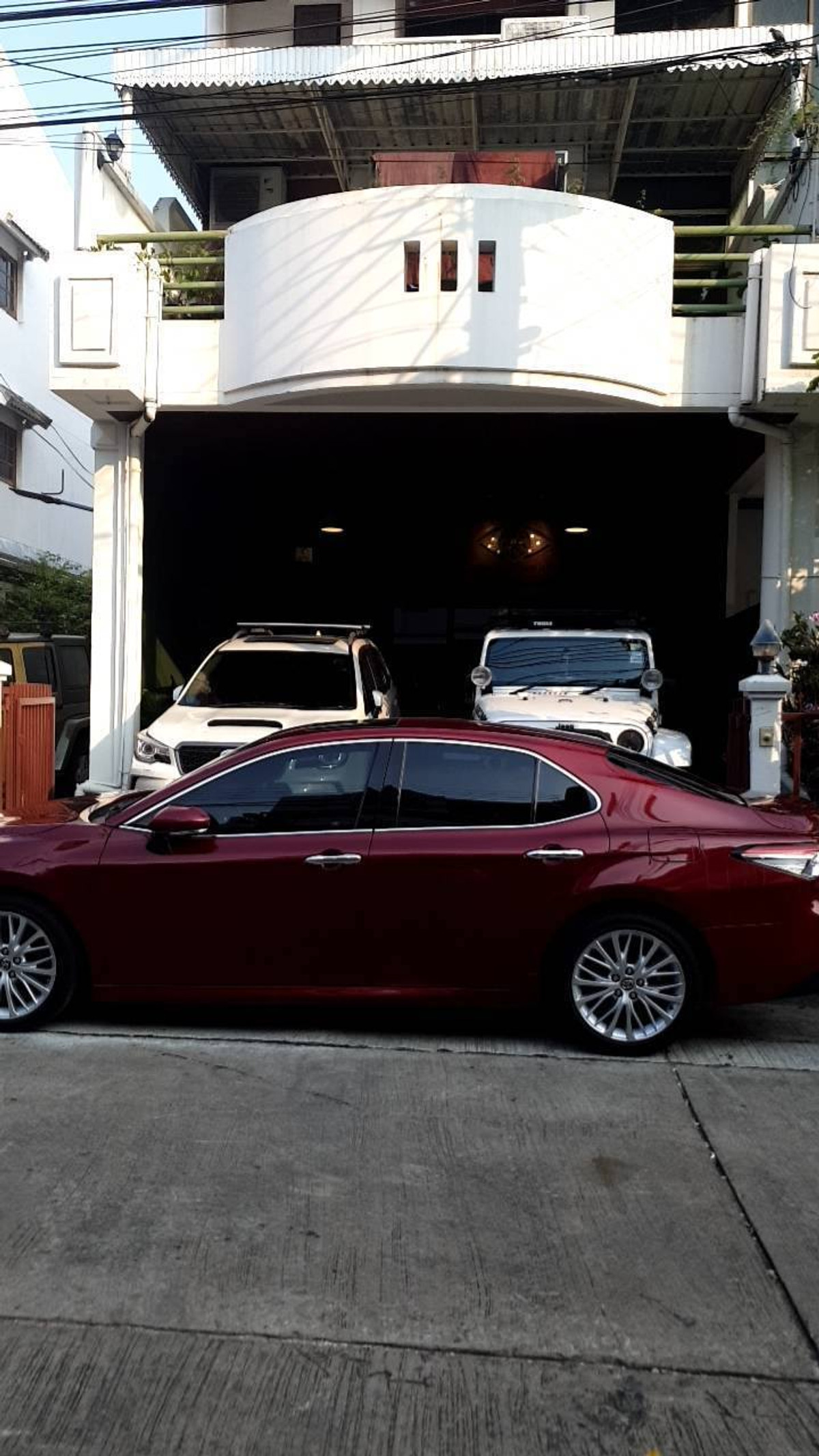 ให้เช่าทาวน์โฮมลาดพร้าว เซ็นทรัลลาดพร้าว : ให้เช่าทาวน์โฮม 3 ชั้น ถนนลาดพร้าว94 ทาวน์อินทาวน์ แอร์4เครื่อง เฟอร์นิเจอร์ไม่มี มี5ห้องนอน5ห้องน้ำ ราคาเช่าเดือนละ32,000บาท