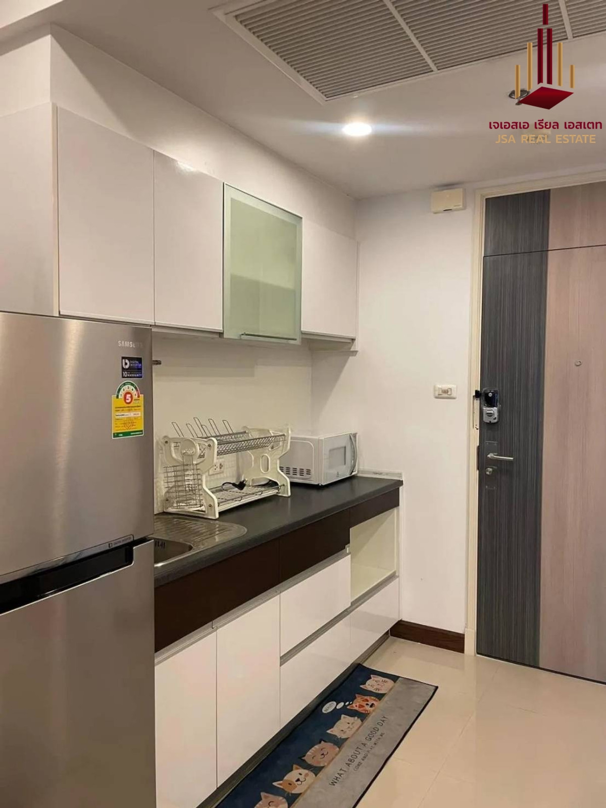 ขายคอนโดสาทร นราธิวาส : ✨ For Sale: Supalai Lite Sathorn-Charoenrat Condo ✨ 💰 Only 3,350,000 THB