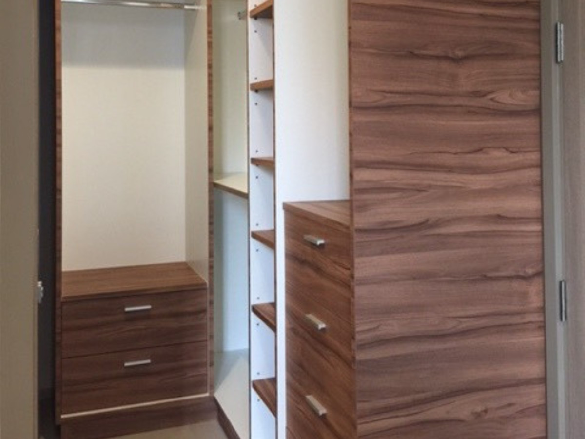 ให้เช่าคอนโดวิทยุ ชิดลม หลังสวน : ปล่อยเช่าคอนโดหรู โนเบิล เพลินจิต - Noble Ploenchit ทำเลดีมาก ติดรถไฟฟ้า BTS เพลินจิต เพียง 100 เมตร ตกแต่งสวย พร้อมเข้าอยู่