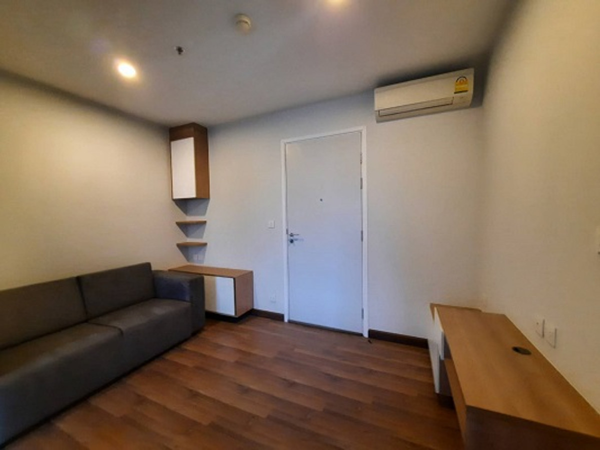 ขายคอนโดรัตนาธิเบศร์ สนามบินน้ำ พระนั่งเกล้า : 💖💖ขายราคาถูก  ห้องใหม่ Centric Tiwanon Station / 1 ห้องนอน ขนาด 31.9 ตรม ราคาเพียง 1.99 ล้านบาท// สนใจสอบถามได้นะคะ  LINE  ID = atfirm2010  💖💖