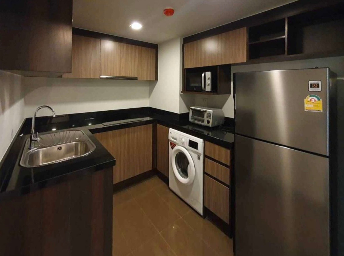 ขายคอนโดวิทยุ ชิดลม หลังสวน : 🏢 Focus Ploenchit | 1 นอน 48 ตร.ม. ใกล้ BTS เพลินจิต ราคาขาย 5.49 ล้านบาท 📞: 065-626-5636 (คุณกี้)