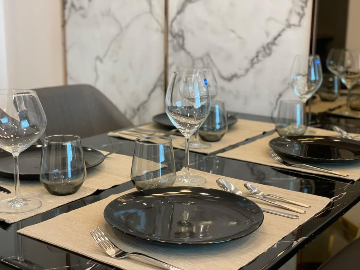 ให้เช่าคอนโดสุขุมวิท อโศก ทองหล่อ : PFD-07915 ให้เช่า Supalai Oriental Sukhumvit 39 ใกล้ BTS พร้อมพงษ์ 1 นอนใหญ่ 49.5 ตรม. ชั้น 18 ตึก B