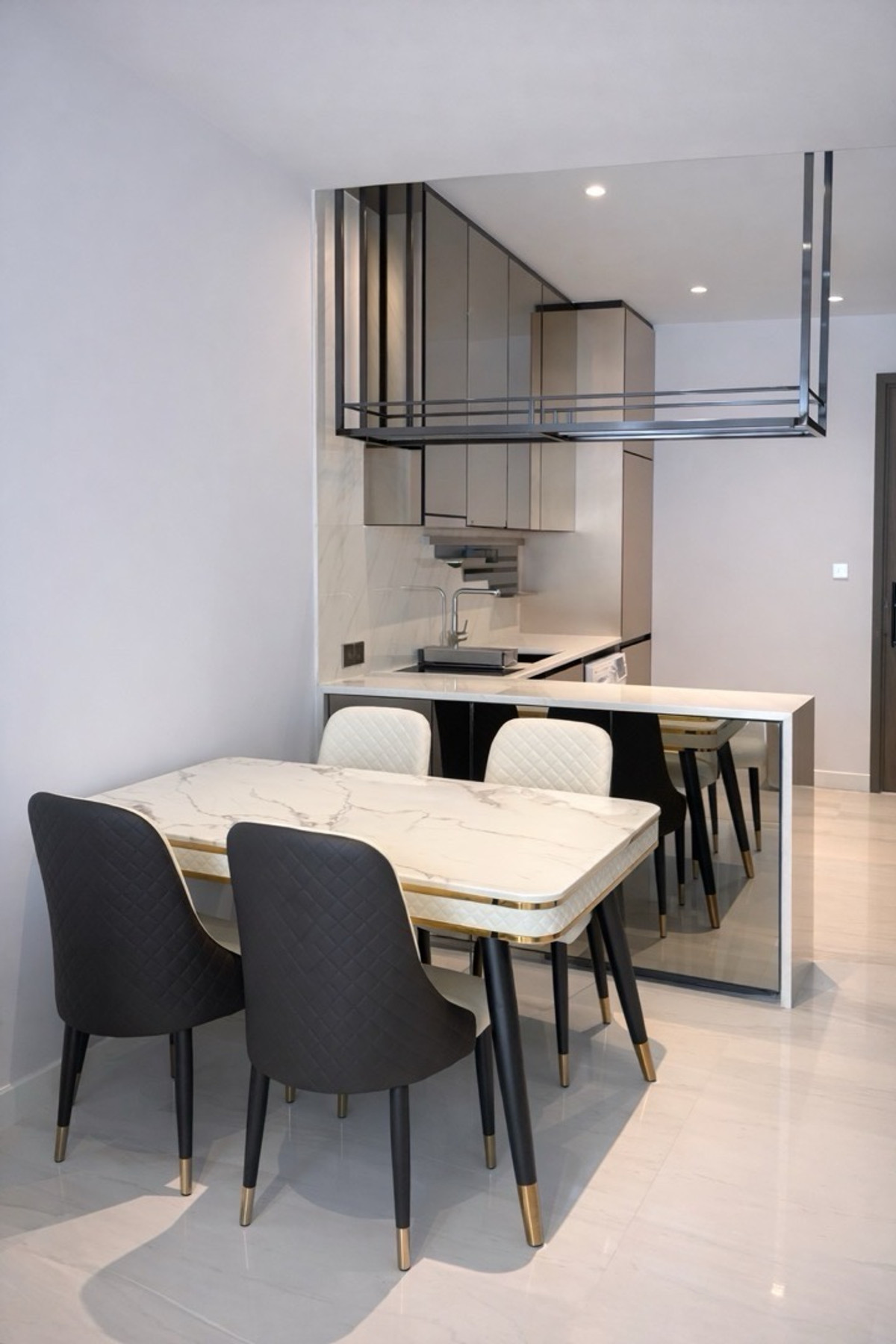 For RentCondoSathorn, Narathiwat : ◈ Supalai Icon Sathorn – For Rent ◈ 1 Bedroom 1 Bathroom • Size: 54 sq.m. • Floor: 12 • Fully furnished, ready to move in