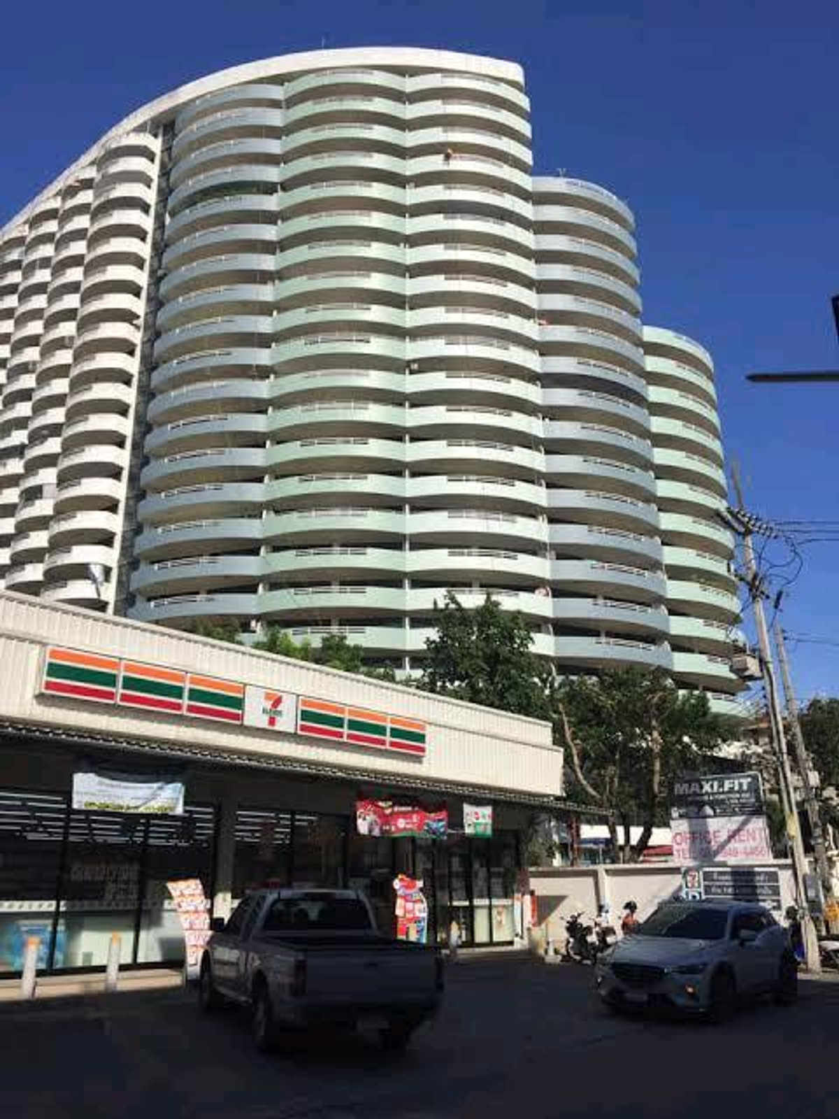 ขายคอนโดศรีราชา แหลมฉบัง บ้านบึง : ขายคอนโด แหลมฉบังทาวเวอร์ ห้องใหญแต่ราคาห้องเล็ก