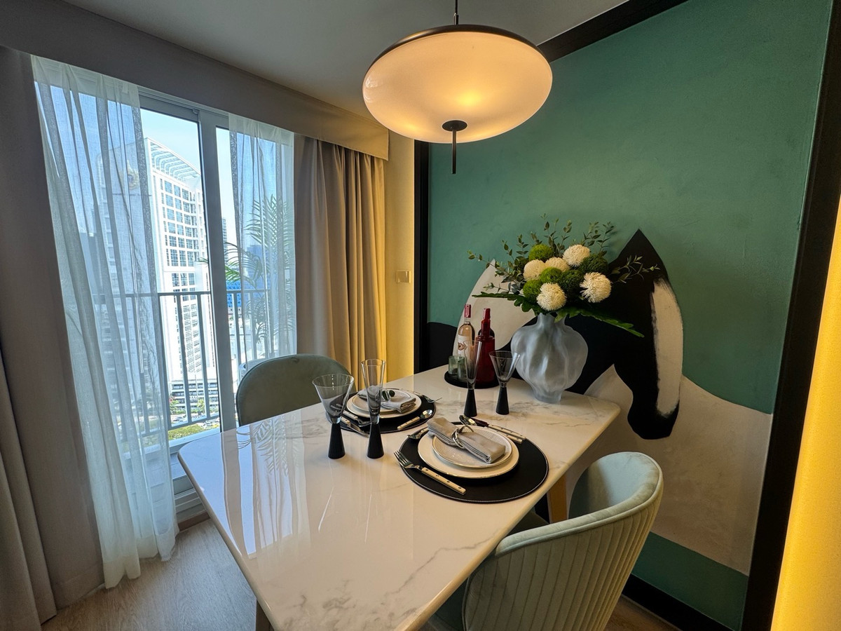 ขายคอนโดสยาม จุฬา สามย่าน : 🏙 For Sale: Culture Chula2 Bed, 1 Bath Size 56 sq.m.Closed kitchen Phat: 064-642-8664Nui: 094-624-2014