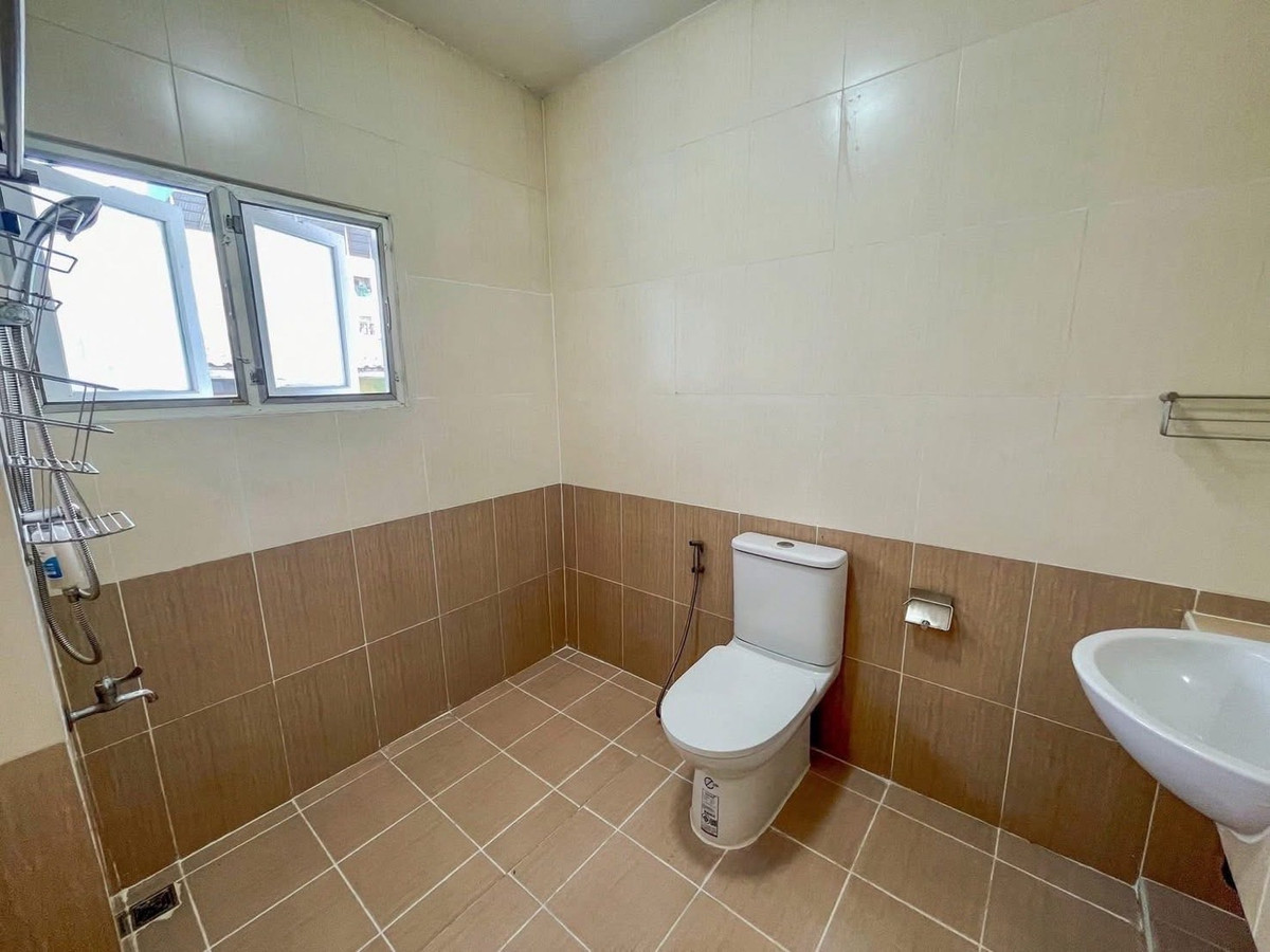 ให้เช่าโฮมออฟฟิศนวมินทร์ รามอินทรา : ให้เช่า โฮมออฟฟิศ บ้านเดี่ยว @ รามอินทรา 42 จอดรถได้ 6 คัน สามารถ จดบริษัท /หรือ เช่าประกอบธุรกิจได้