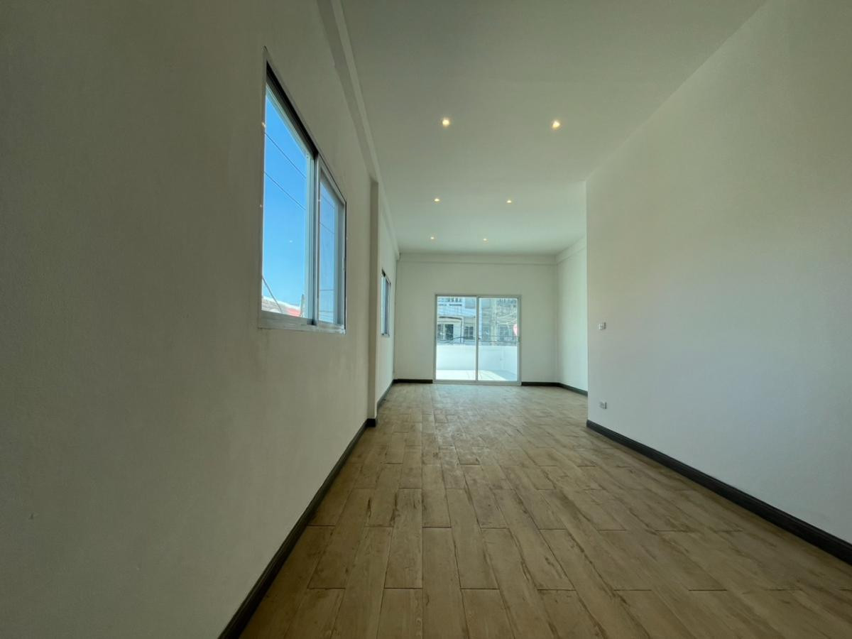 ขายทาวน์โฮมโชคชัย4 ลาดพร้าว71 : 🏡 ทาวน์โฮม ลาดพร้าว 48 | ใกล้ MRT สุทธิสาร รีโนเวทใหม่ ขาย 3.5 ล้านบาท 📞: 065-626-5636 (คุณกี้)