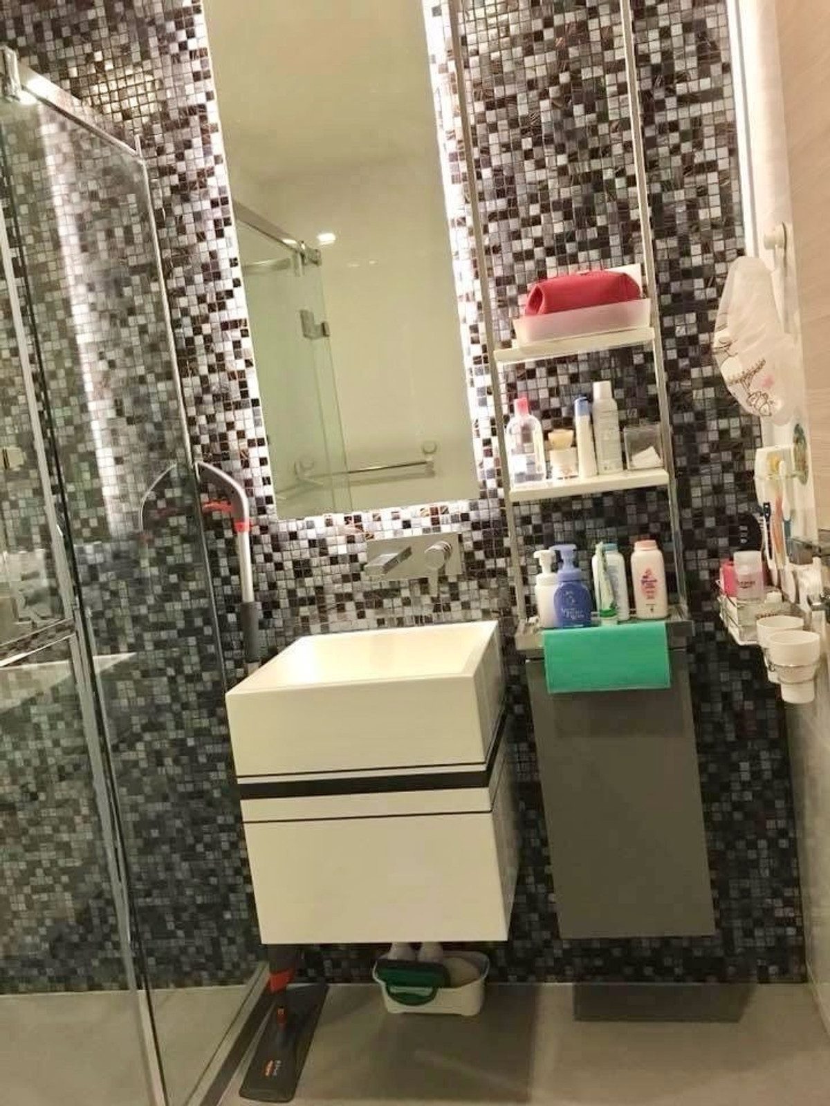 ให้เช่าคอนโดสยาม จุฬา สามย่าน : 📍 โครงการ : The Room Rama 4 (เดอะ รูม พระราม 4)🚝 ใกล้ : MRT หัวลำโพง / MRT สามย่าน / ม. จุฬาฯ💵 ราคาเช่า : 28,000 บาท / เดือน