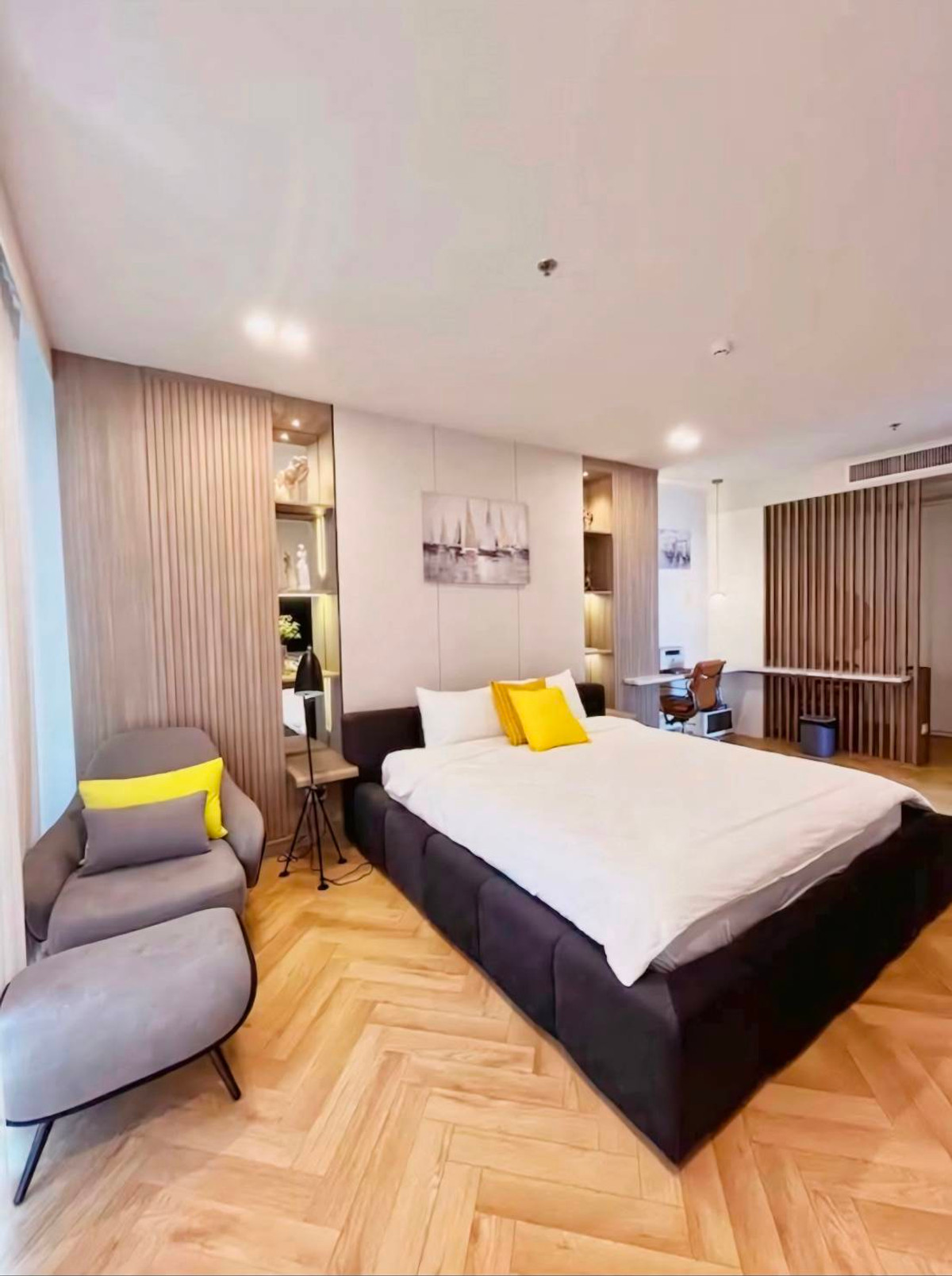 For RentCondoRama3 (Riverside),Satupadit : Condo for rent, Supalai Riva Grande Rama 3, luxury room next to the river, 294 sq m, parking 130%.