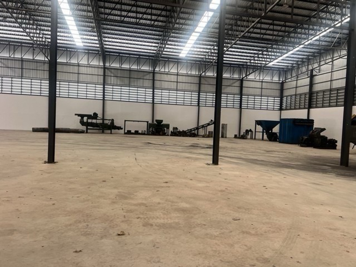 For RentWarehouseSamut Prakan,Samrong : Warehouse for rent, 5,200 square meters @ Bang Phli, Bang Pla, Bang Bo, Samut Prakan Province, suitable for stocking products and all types of light industry.