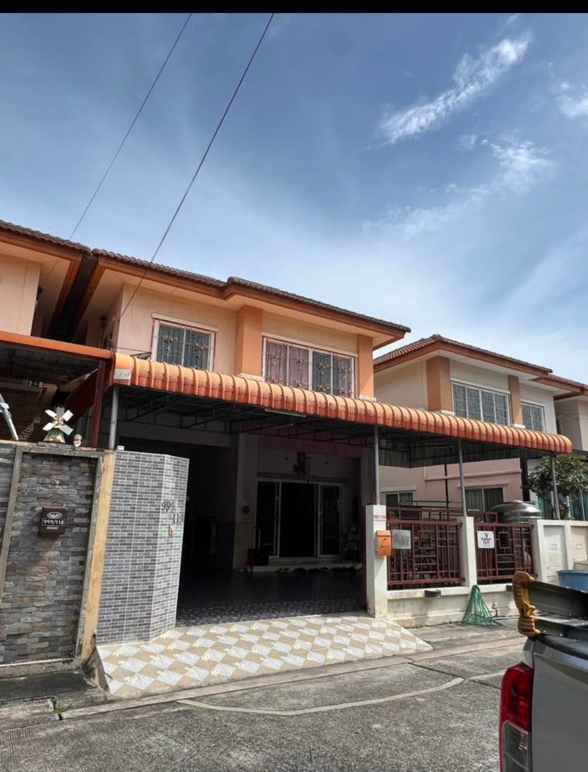 For SaleSamut Prakan,Samrong : 🏡 Semi-detached house for sale, prime location Panthiya Phraeksa Village