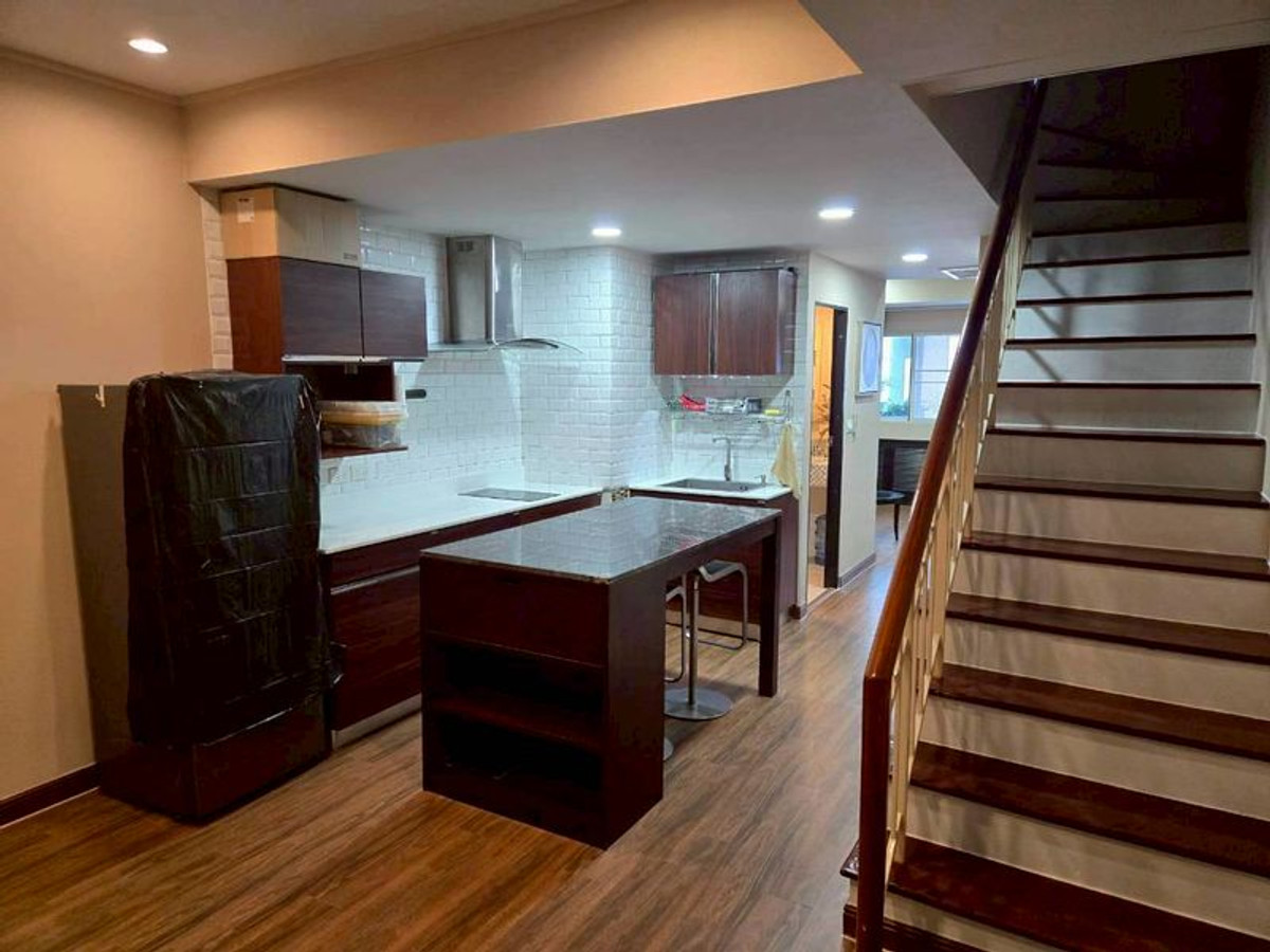 For SaleCondoSiam Paragon ,Chulalongkorn,Samyan : Condominium for sale in Chidlom, Somkid Place, Soi Somkid, best price, contact Phuengrati 0619419639