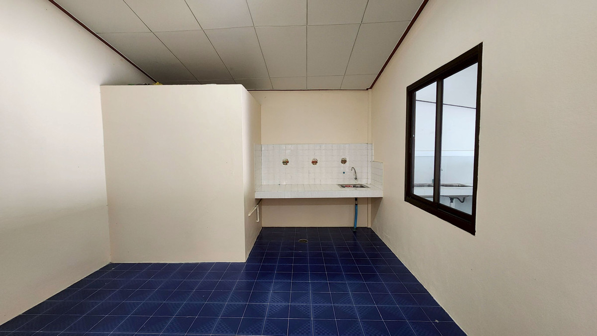 ขายบ้านชะอำ เพชรบุรี : 95639 - ขายบ้านชั้นเดียวหลังมุมเพิ่งรีโนเวทใหม่ อำเภอเมืองเพชรบุรี