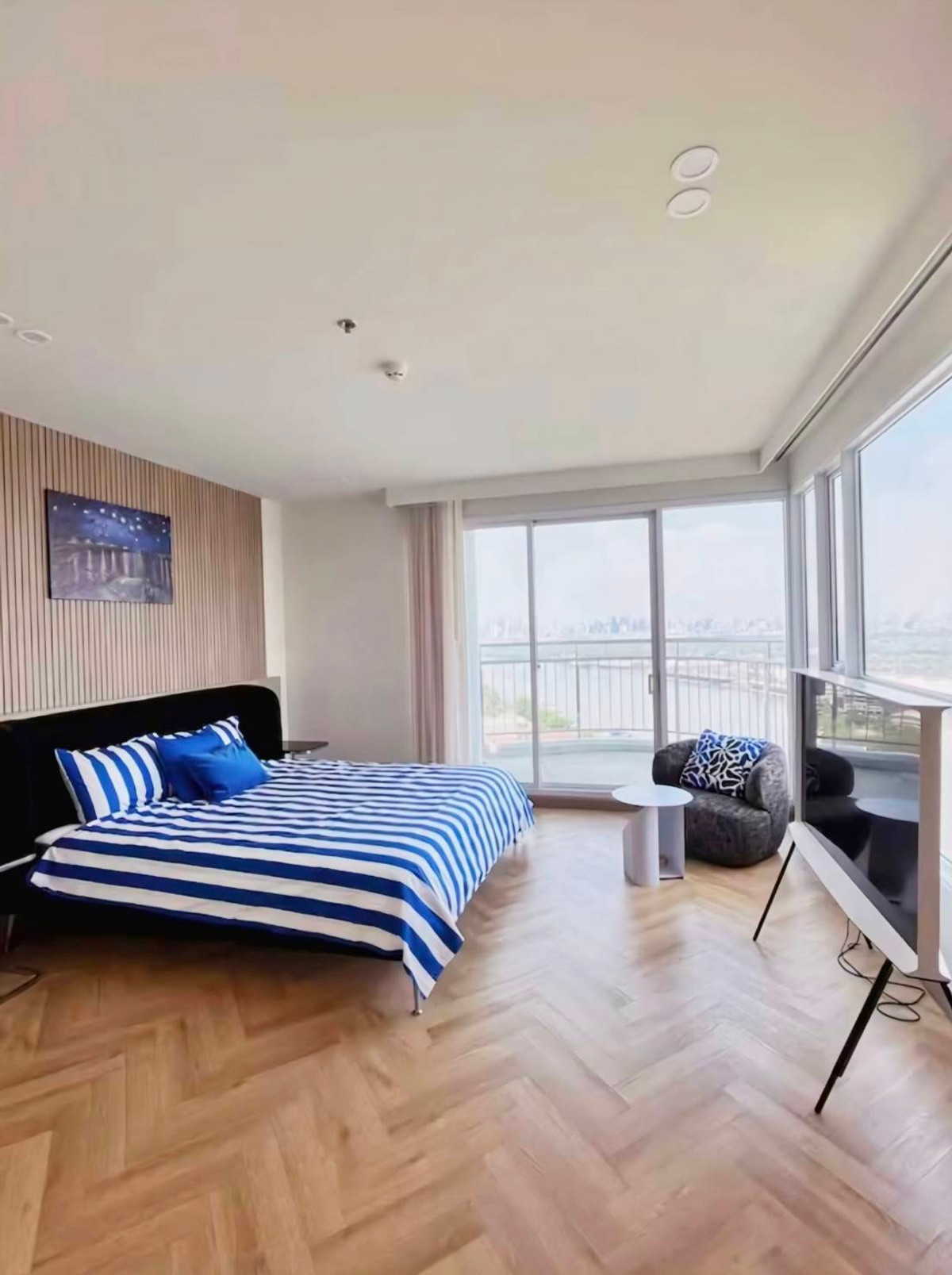 For RentCondoRama3 (Riverside),Satupadit : Condo for rent, Supalai Riva Grande Rama 3, luxury room next to the river, 294 sq m, parking 130%.