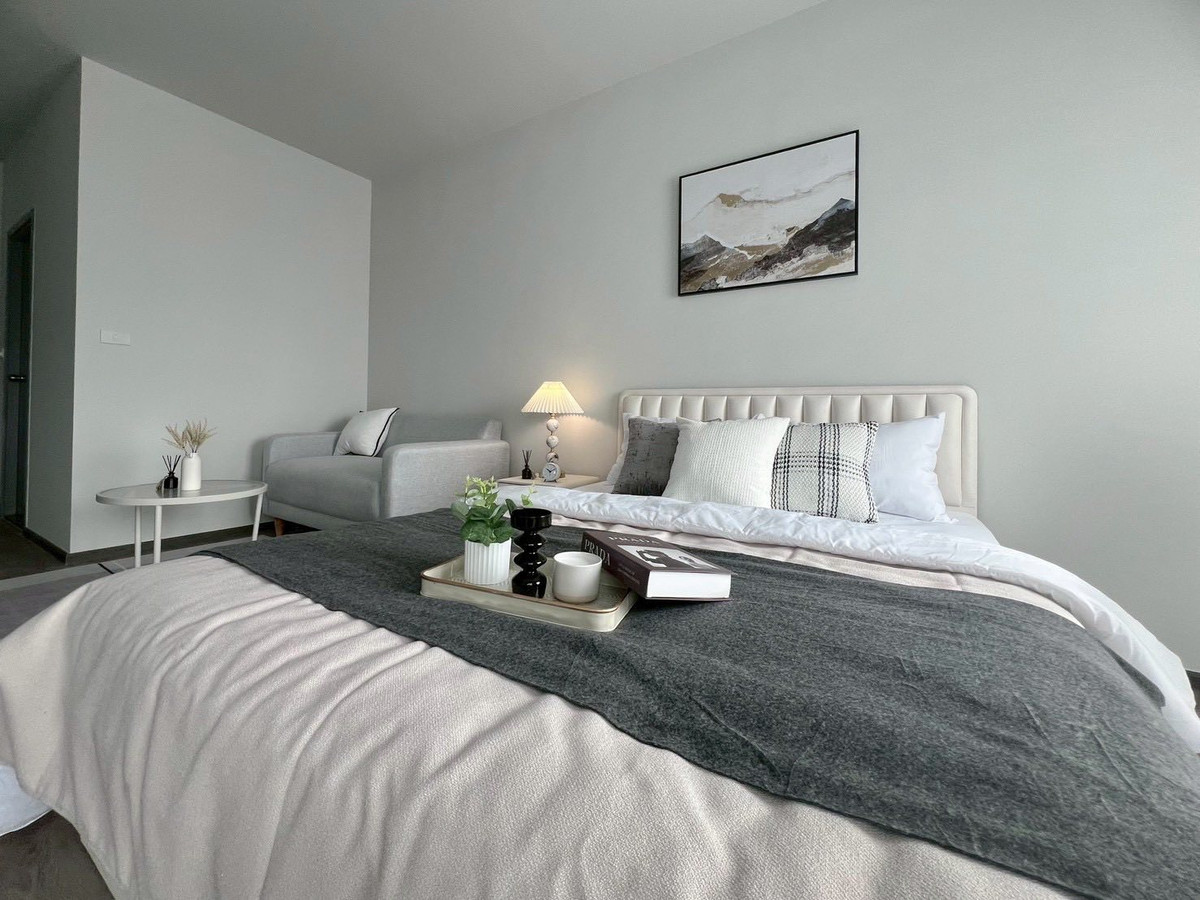 For RentCondoThaphra, Talat Phlu, Wutthakat : For rent, Rich Point @BTS Wutthakat, brand new room, ready to move in.