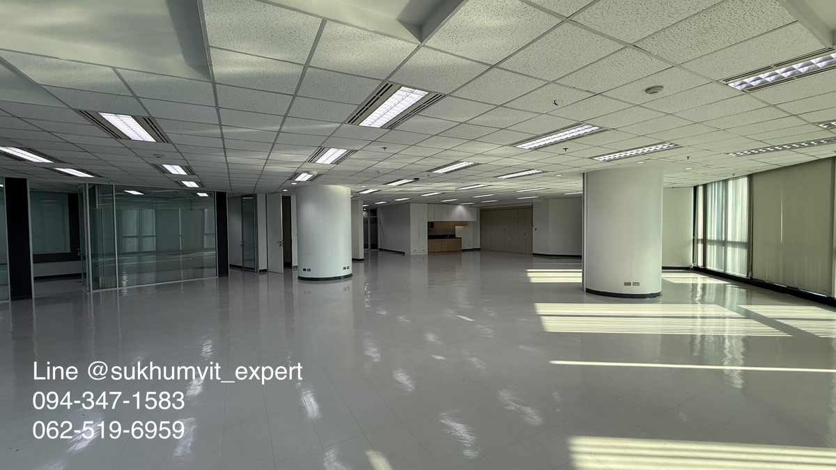 ให้เช่าสำนักงานสีลม ศาลาแดง บางรัก : ออฟฟิศให้เช่า I Modern office building ทำเลสีลม ใกล้รถไฟฟ้า