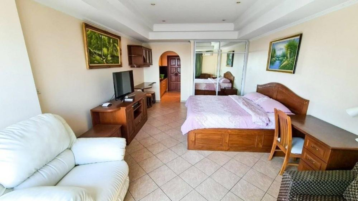 For SaleCondoPattaya, Bangsaen, Chonburi : For Sell 2.29M Seaview / View Talay 2A Jomtien  Foreigner Quota Studio 37sqm Seaview High floor12 with washing machine, sea view room, near bus station.