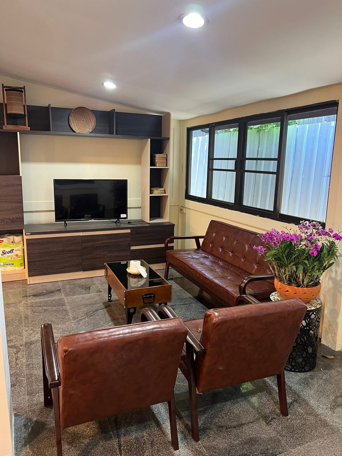 For RentHouseLadkrabang, Suwannaphum Airport : Single house for rent, Thap Yao, Lat Krabang, pets allowed. Near Suvarnabhumi Airport