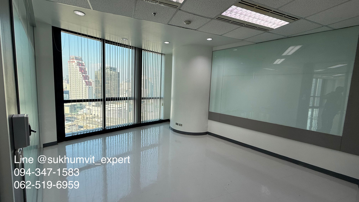 ให้เช่าสำนักงานสีลม ศาลาแดง บางรัก : ออฟฟิศให้เช่า I Modern office building ทำเลสีลม ใกล้รถไฟฟ้า