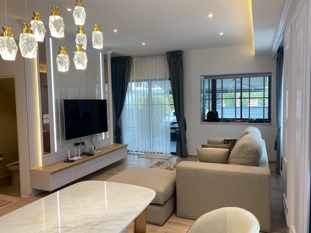 ให้เช่าทาวน์โฮมบางนา แบริ่ง ลาซาล : 💥ForRent💥3Bed • Indy5 Bangna KM.7 🏡 Near Mega Bangna 5 mins ✨ Duplex ‼️Corner House with Private Garden 🌳 Ready to move in ‼️