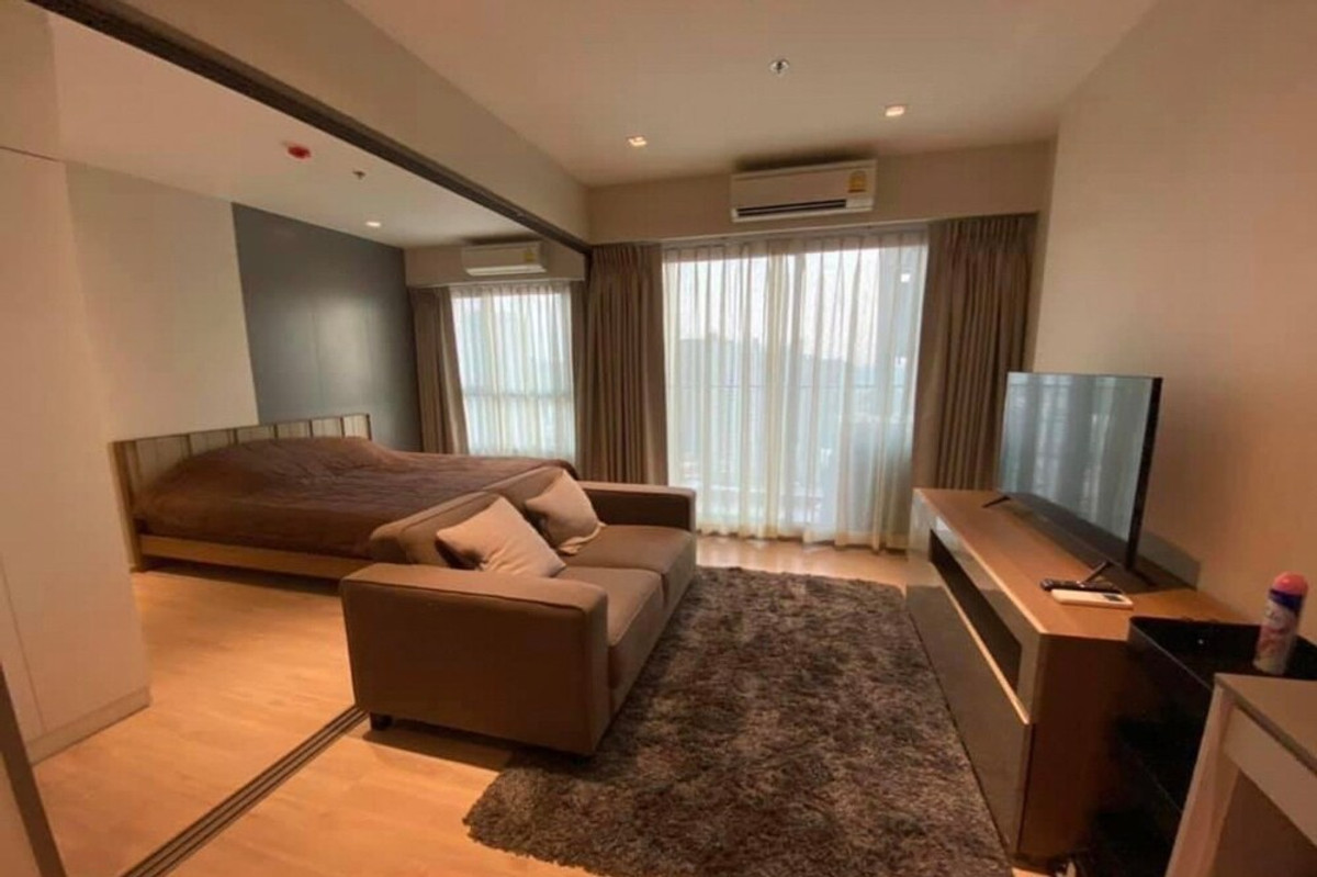 For SaleCondoThaphra, Talat Phlu, Wutthakat : 🔥 For Sale !!🔥 Code C20221206528..........Whizdom Station Ratchada - Thapra, 1 bedroom, 1 bathroom, high floor 24++, furnished, SELL AT LOSS!!📣📣
