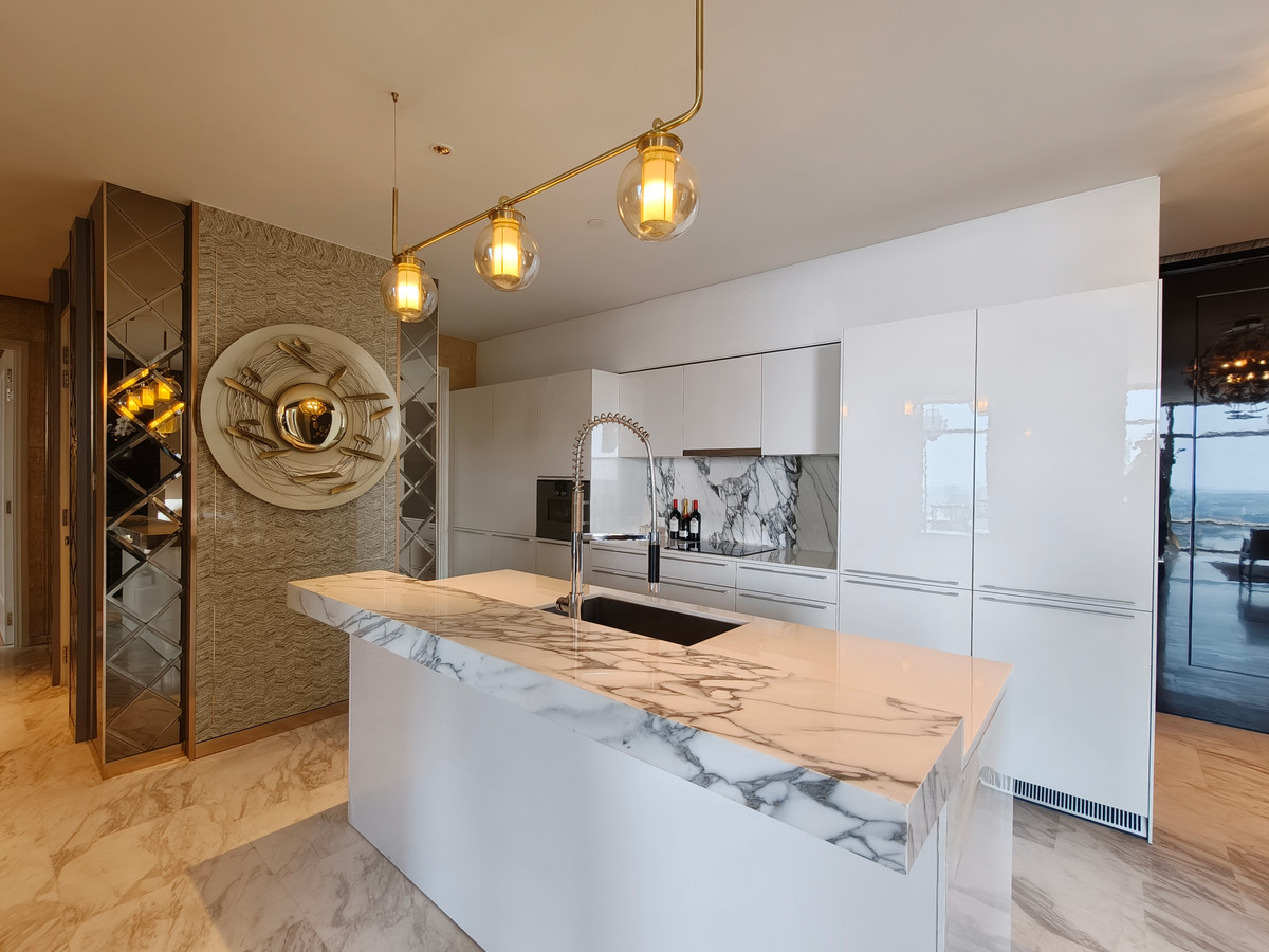 ให้เช่าคอนโดสาทร นราธิวาส : Branded Residence สุดหรูริมน้ำ Four Seasons - ยูนิตสไตล์ Oriental พร้อมวิวแม่น้ำ paranoma