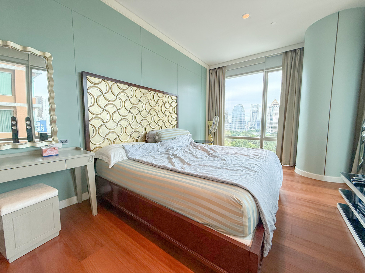 For RentCondoWitthayu, Chidlom, Langsuan, Ploenchit : 🏠✨ 185 Rajadamri | 2 Bedrooms for Rent (HBH-ST-105)