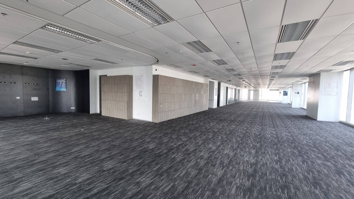 ให้เช่าสำนักงานรัชดา ห้วยขวาง : ให้เช่า ออฟฟิศ MRT พระราม 9 / MRT ศูนย์วัฒนธรรม  ขนาด 784.45 ตรม. 