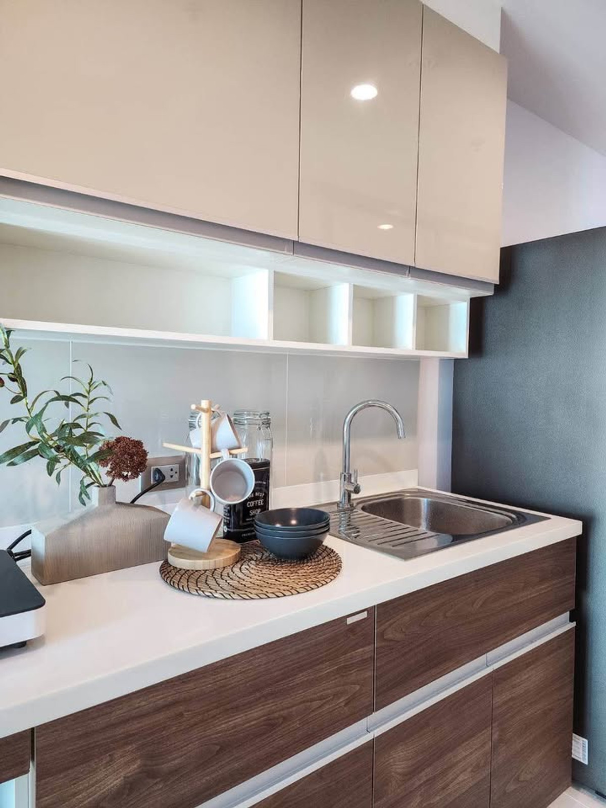 ให้เช่าคอนโดสุขุมวิท อโศก ทองหล่อ : PFD-07917 ให้เช่า Supalai Oriental Sukhumvit 39 ใกล้ MRT เพชรบุรี 2 นอน 79 ตรม. ชั้น 18 แต่งสวย