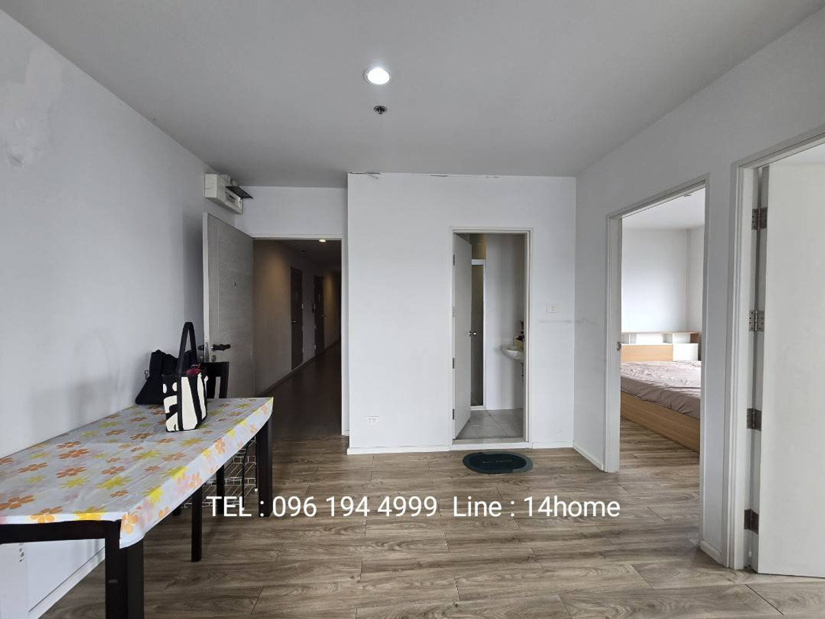 For RentCondoRathburana, Suksawat : For rent, ISSI Condo Suksawat (ISSI SUKSWAT), size 42 sq m., 4th floor, 2 bedrooms, 1 bathroom, BTS view, Suksawat Road side, near Bang Pak Ok Witthayakhom School.  Big C Bang Pakok