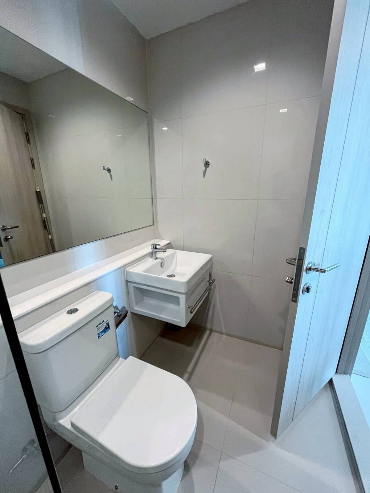 ให้เช่าคอนโดวิทยุ ชิดลม หลังสวน : ✅ LOW157 ✅ Line : @p2nproperty