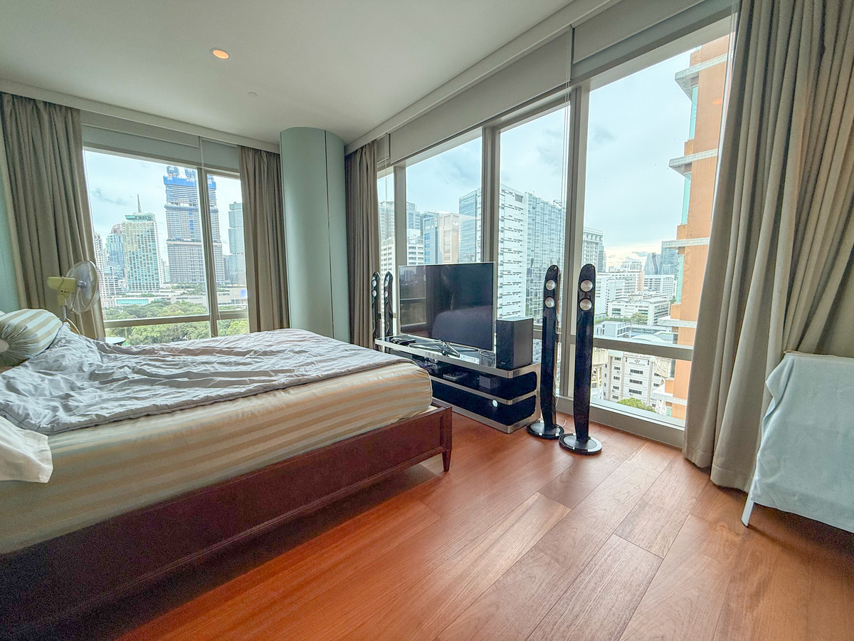 For RentCondoWitthayu, Chidlom, Langsuan, Ploenchit : 🏠✨ 185 Rajadamri | 2 Bedrooms for Rent (HBH-ST-105)
