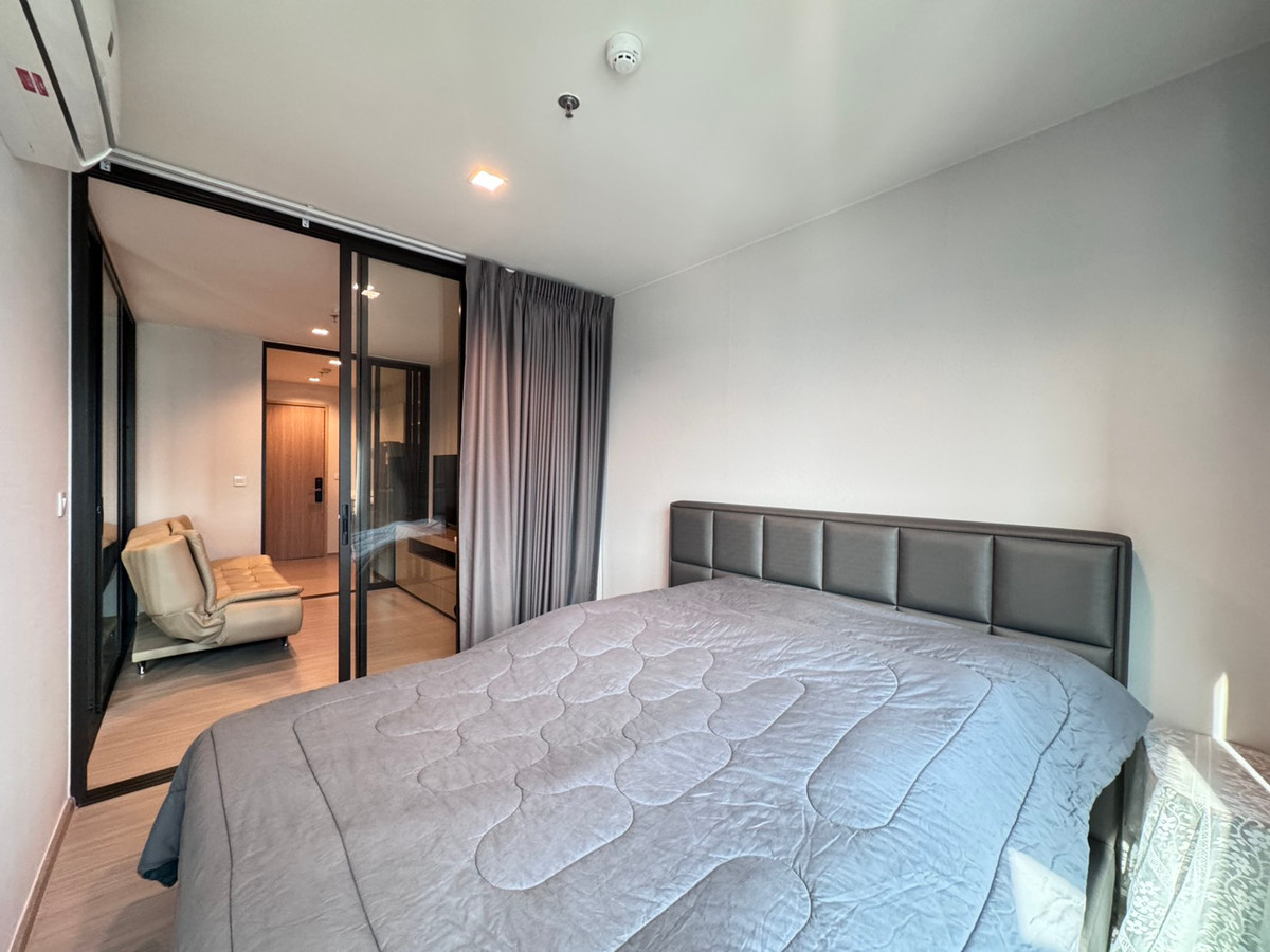 ให้เช่าคอนโดท่าพระ ตลาดพลู วุฒากาศ : Life Sathorn SIerra ห้องว่างพร้อมให้เช่า 1 Bedroom plus 35ตรม. ห้องสวย เฟอนิเจ้อครบ