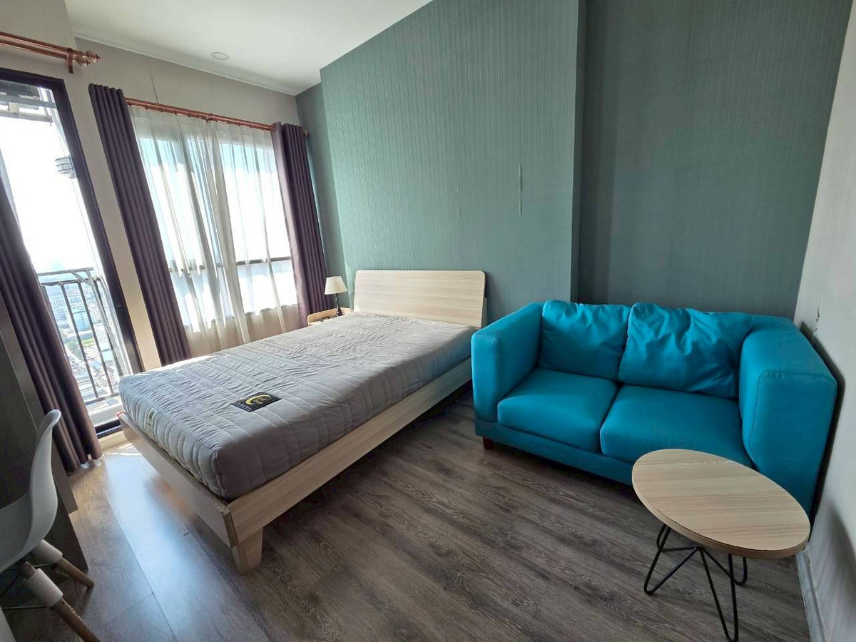 For RentCondoRamkhamhaeng, Hua Mak : PFD-07918 For rent Knightsbridge Collage Ramkhamhaeng near MRT Hua Mak, beautiful room 23 sq m., 24th floor.