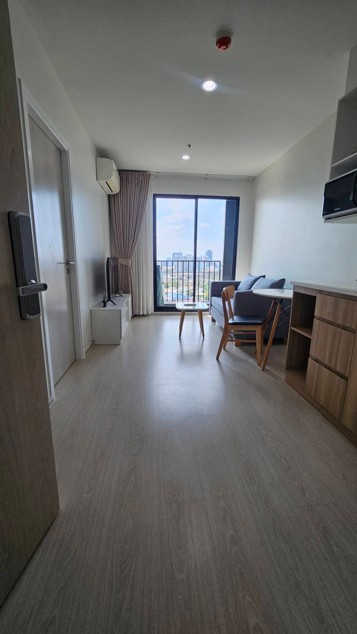 ให้เช่าคอนโดแจ้งวัฒนะ เมืองทอง : ให้เช่าคอนโด Nue Noble แจ้งวัฒนะ ห้องสวย พร้อมเครื่องใช้ไฟฟ้าเฟอร์นิเจอร์ครบ