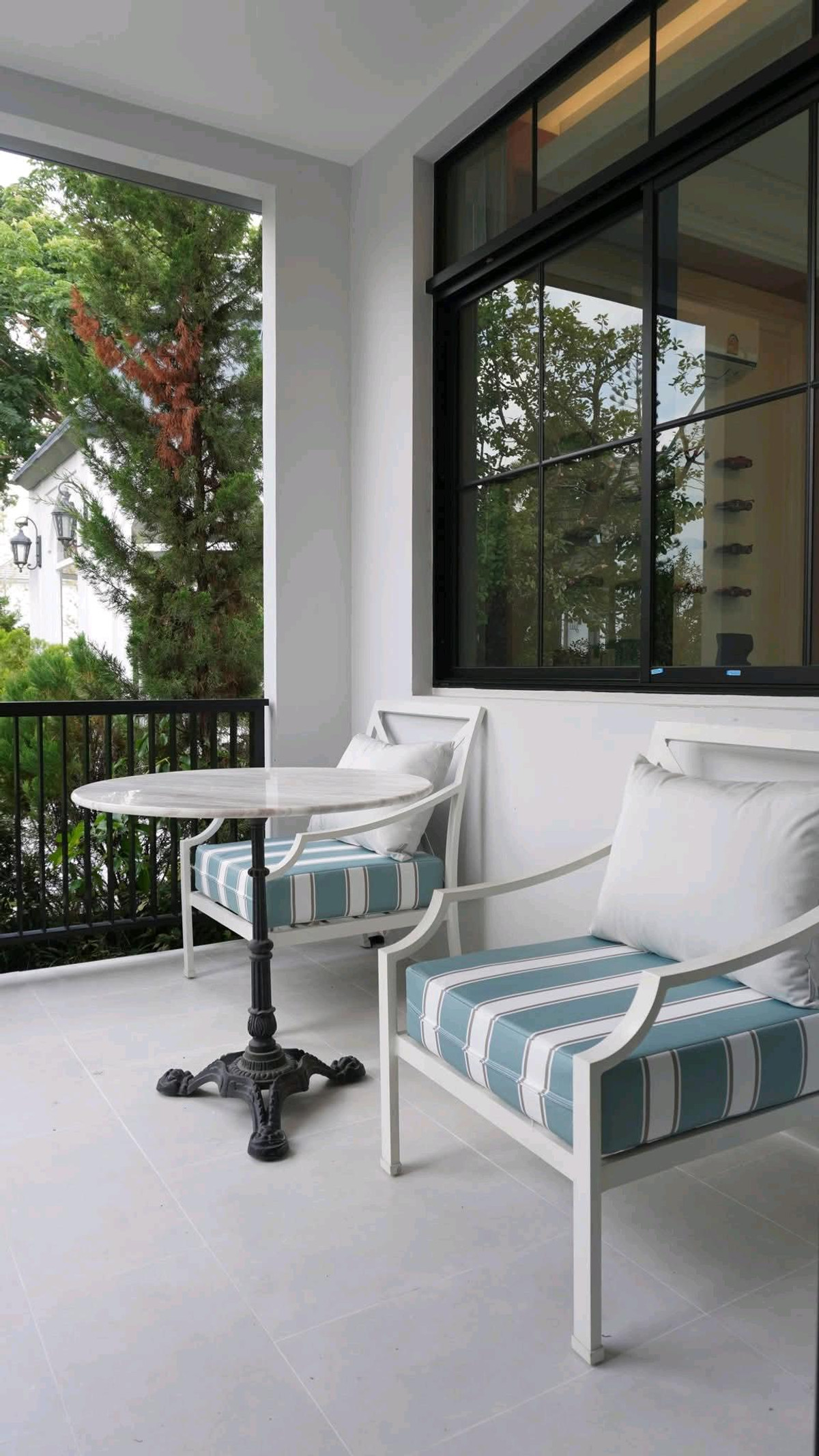 HousePattanakan, Srinakarin : 🏡 Nantawan Rama 9 - Krungthep Kreetha, sample house, Super Luxury, 5 bedrooms, 6 bathrooms, area 450 sq m., parking for 8 cars, fully furnished, can carry your bags and move in | Selling for 85 million baht / renting 490,000 baht 📞 Luk Jeab 0655365165  