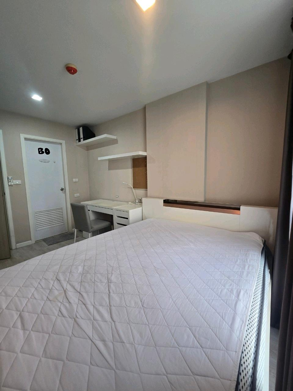 For RentCondoKhlongtoei, Kluaynamthai : 🚀FOR rent✨️ metro luxe rama 4 | Large size room | Metro luxe Rama 4🚀size 35 square meters, price 16,000 baht/month (1 year contract)(Free Wifi), pack your bags and move in✨️