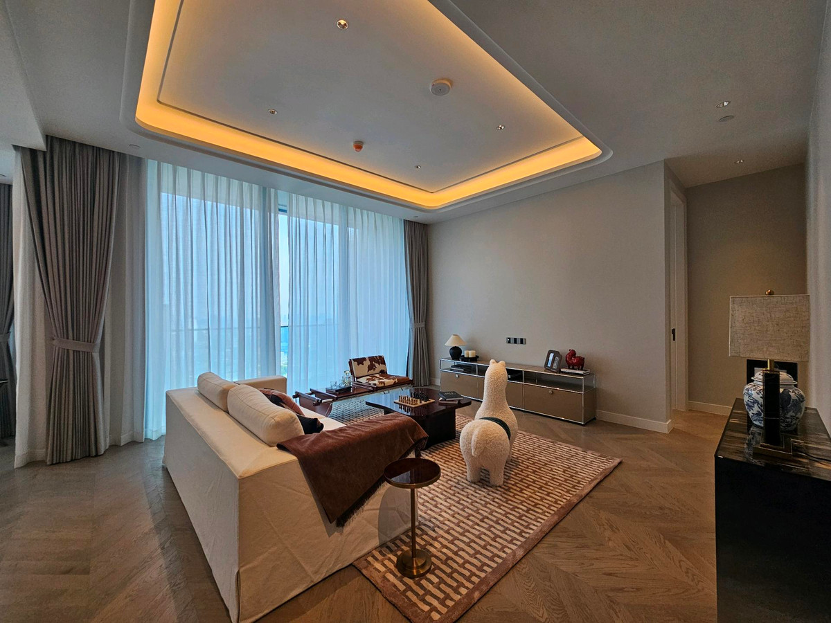 For RentCondoWitthayu, Chidlom, Langsuan, Ploenchit : One89 wireless 2 bedrooms for rent