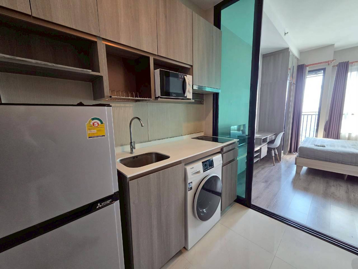 For RentCondoRamkhamhaeng, Hua Mak : PFD-07918 For rent Knightsbridge Collage Ramkhamhaeng near MRT Hua Mak, beautiful room 23 sq m., 24th floor.