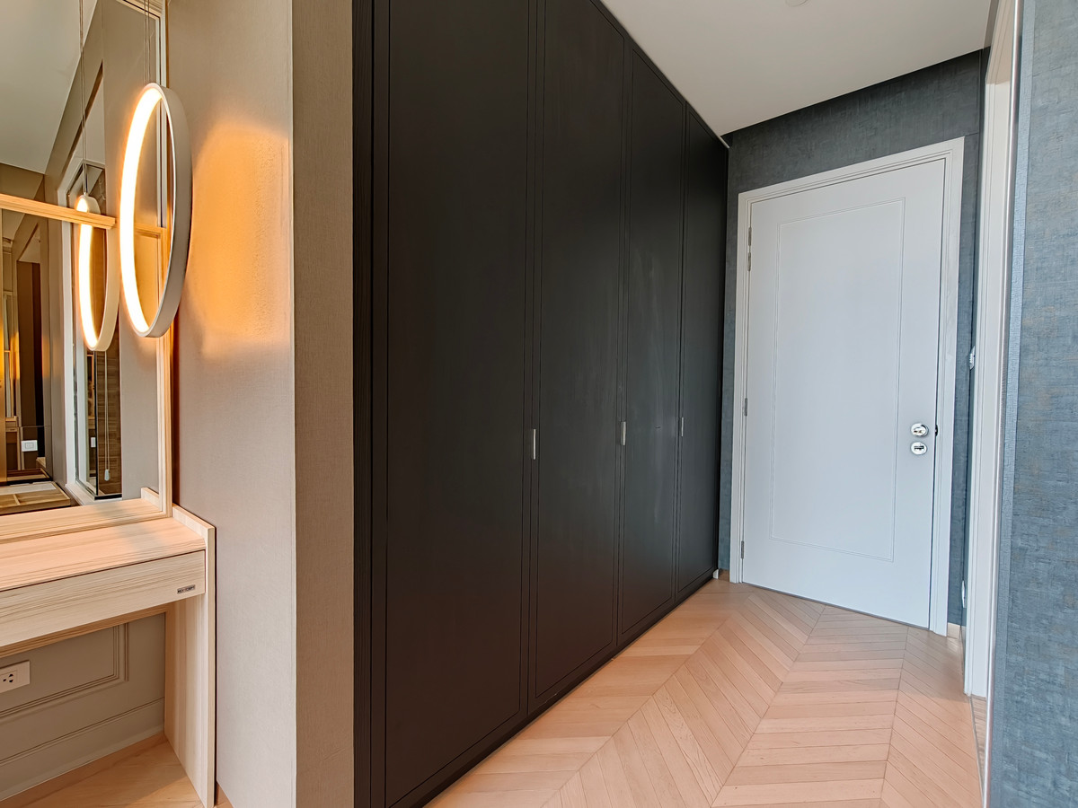 ให้เช่าคอนโดสาทร นราธิวาส : Branded Residence สุดหรูริมน้ำ Four Seasons - ยูนิตสไตล์ Oriental พร้อมวิวแม่น้ำ paranoma