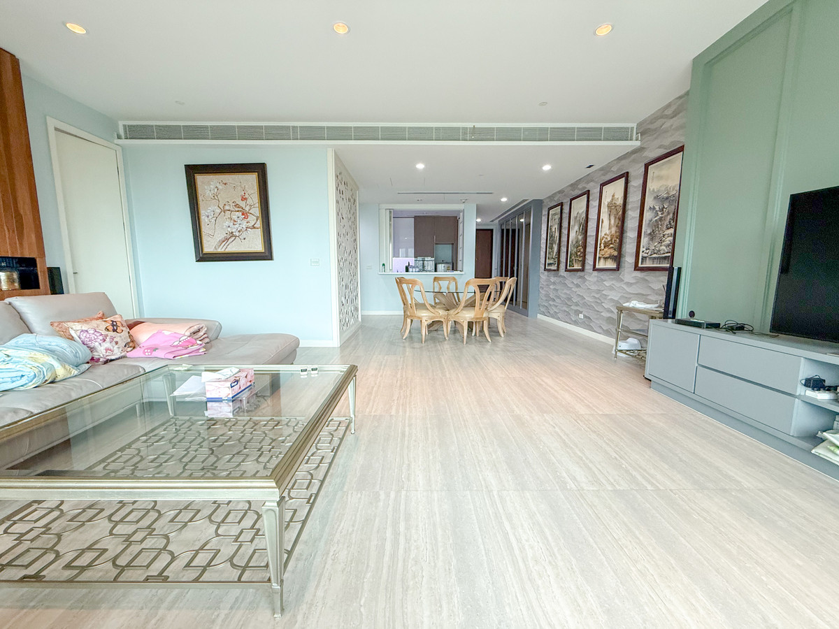 For RentCondoWitthayu, Chidlom, Langsuan, Ploenchit : 🏠✨ 185 Rajadamri | 2 Bedrooms for Rent (HBH-ST-105)