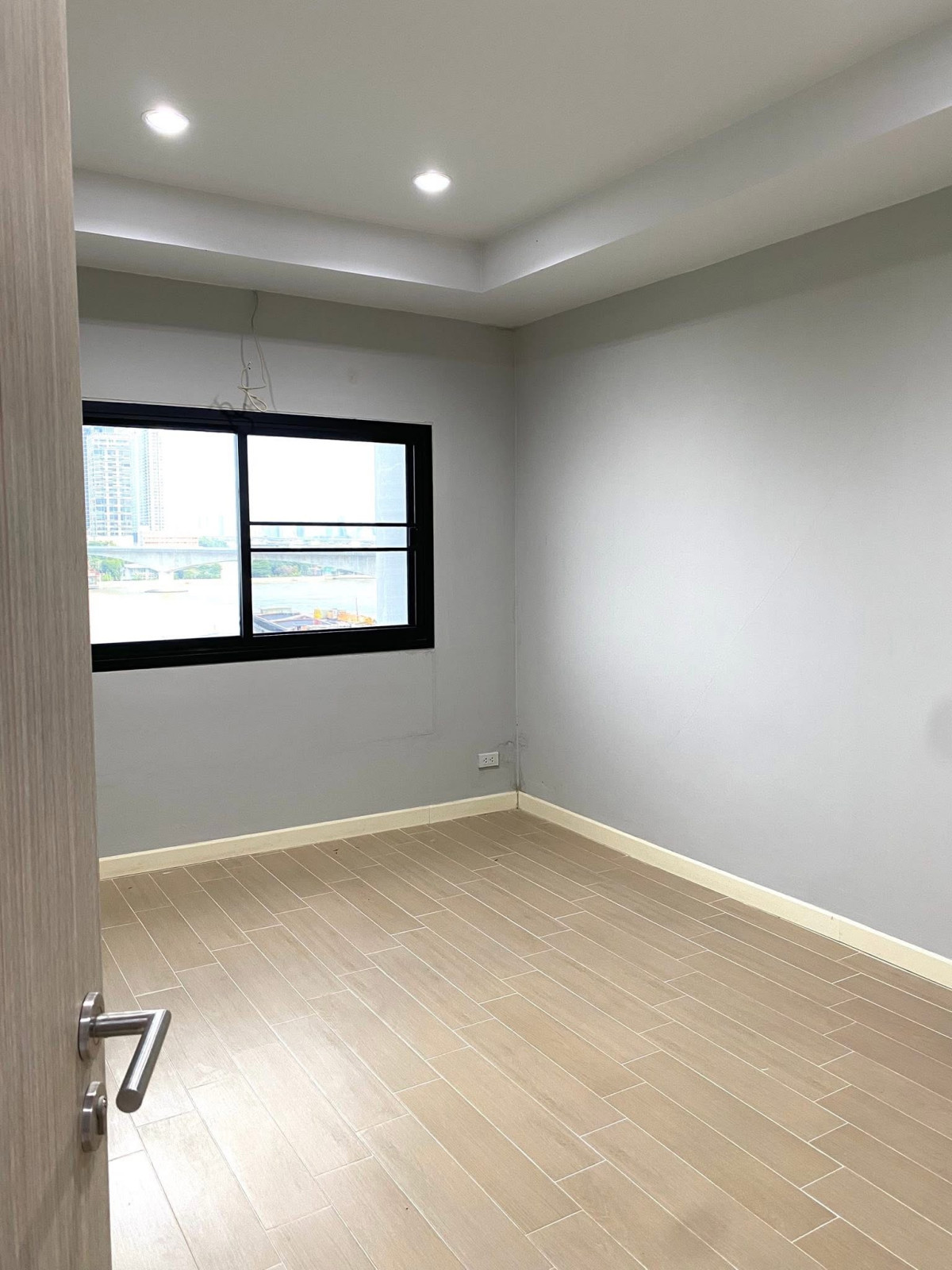 ขายคอนโดปิ่นเกล้า จรัญสนิทวงศ์ : ขายคอนโด พระราม 6 แมนชั่น ชั้นสูง ห้องมุม รีโนเวทใหม่ บางอ้อ เขต บางพลัด กรุงเทพ CX-138560