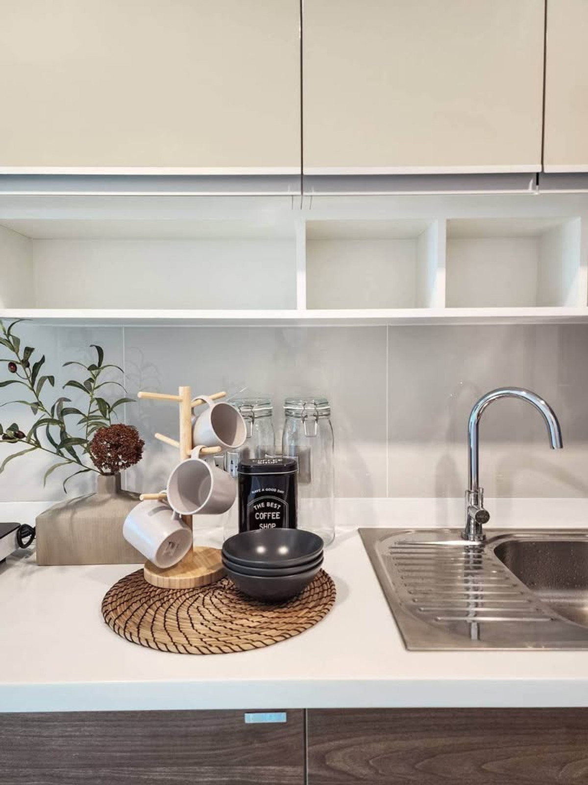 ให้เช่าคอนโดสุขุมวิท อโศก ทองหล่อ : PFD-07917 ให้เช่า Supalai Oriental Sukhumvit 39 ใกล้ MRT เพชรบุรี 2 นอน 79 ตรม. ชั้น 18 แต่งสวย