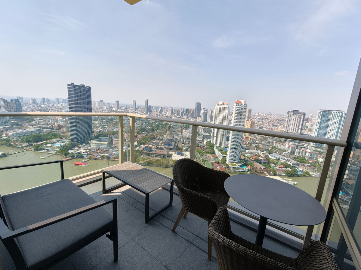 ให้เช่าคอนโดสาทร นราธิวาส : Branded Residence สุดหรูริมน้ำ Four Seasons - ยูนิตสไตล์ Oriental พร้อมวิวแม่น้ำ paranoma